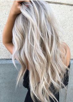 Beachy Waves Hair, Hot Haircuts, Frontal Hairstyles, Ombré Hair, Brown Blonde Hair, Hair Envy, Platinum Blonde, Blonde Balayage, Anime Cosplay