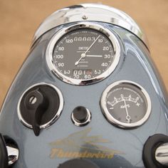 the gauges and speedometers on this motorcycle are clearly visible