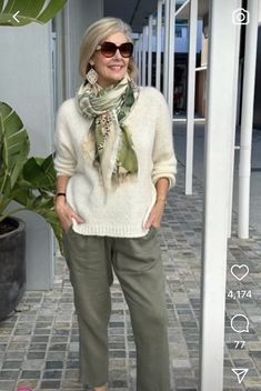 60 Fashion, Over 50 Womens Fashion, Pinterest Fashion, Fashion Mistakes, Casual Winter Outfits