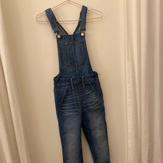 Never Worn Skinny Overalls From Madewell Size 24/25 Affordable High-waist Dark Wash Overalls, High-waist Dark Wash Denim Overalls, Medium Wash Non-stretch Overalls, Madewell Overalls, Non-stretch Cotton Overalls In Dark Wash, Non-stretch Medium Wash Denim Overalls, Jean Overalls, Madewell Jeans, Denim Overalls