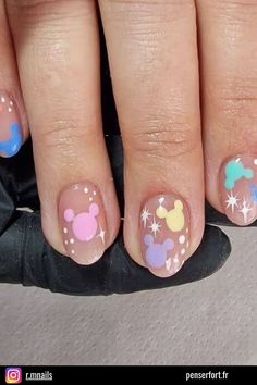 Pointy Disney Nails, Mickey Ear Nails, Pretty Disney Nails, Disney Characters Nail Art, Gel Disney Nails, Disney Mickey Nails, Disney Nails Kids, Disney Toenails, Pastel Disney Nails