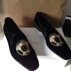 Versace slippers..  The grail to all dress shoe... Suit Socks, Versace Loafers, Shoes For Men Sneakers, Versace Slippers, Gentleman Shoes, Versace Shoes, Man Shoes, Velvet Loafers