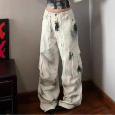 Color: White, Size: M Y2k High Rise Baggy Pants, 90s Style Baggy High Waist Pants, 90s Baggy High Waist Pants, 90s High Waist Baggy Pants, 90s Style Baggy Pants For Fall, 90s Baggy Pants For Fall, Y2k High Waist Cotton Bottoms, 90s Style Baggy High Waist Bottoms, 90s Baggy High Waist Bottoms