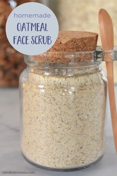 Customize this simple homemade face scrub powder by mixing in the wet ingredients that work best for your skin type or skin condition. Homemade Exfoliators For Face, Oat Skincare Diy, Diy Natural Face Scrub, Oats Scrub Diy, Oatmeal Face Scrub Diy, Diy Acne Face Scrub, Diy Facial Scrub For Acne, Oat Scrub Diy, Diy Facial Exfoliant