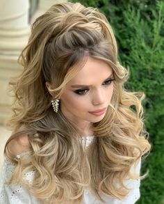 High Bun Bride Hair, Elegant Half Up Half Down Hairstyles Wedding Bride, Bridesmaids Hairstyles Half Up Half Down, Mother Of The Bride Hair, Elegant Wedding Hair, Long Hair Wedding Styles, Front Hair Styles, Wedding Hair Inspiration