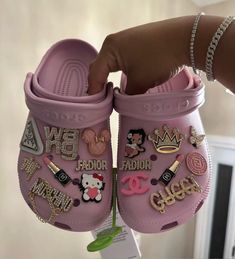 #pink #pinterest #girls Words To Put On Crocs, Crocs Pins Ideas, Pink Crocs Aesthetic, Taylor Swift Shoes, Crocs Ideas