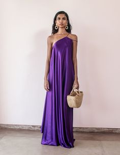 Summer Wedding Dresses For Guests, Waistless Dresses, Full Sequin Dress, Yellow Dress Casual, Stylish Maternity Outfits, London Dress, Get Ready For Summer, Elegant Dresses Classy, Unique Dress