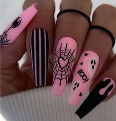 Cute Halloween Nails, Spider Webs, Black Nail, Acrylic Nails Coffin Short, Halloween Nail Designs, Halloween Nail