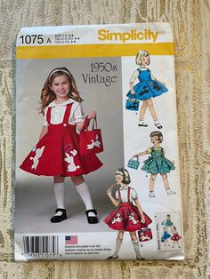 Simplicity Sewing Pattern 1075 Childs Poodle Skirt Jumper sizes 3-8 Halloween Vintage Remake Uncut 1950s Poodle Skirt, Jumper Dress Pattern, Purse Sewing, 1950s Patterns, Dirndl Skirt, Purse Sewing Patterns, Baby Booties Pattern, Poodle Skirt, Girls Jumpers