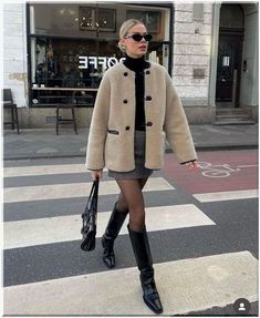 What to Wear in New York: 20+ Essential Fashion Tips for Every Season | New York Aesthetic Dressy Outfit Ideas For Women, Winter Outfits Coats & Jackets, Winter Dress And Coat, Winter Outfit Styling, Elegant Winter Fashion, Outfits Winter 2024 Women, Winter Day Party Outfit, Day To Night Outfit Winter, Paris Day Outfit