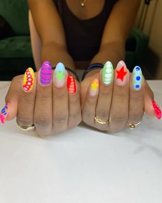 Funky Nails Square, Nailart Summer, Teen Nails, Bright Nail Designs, Hippie Nails, Hard Nails, Subtle Nails, Summery Nails, Dope Nail Designs