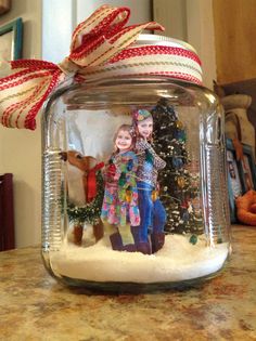 Snow Jars Christmas, Christmas Parent Gifts Preschool, Christmas Ornament Homemade, Diy Photo Ornaments, Holiday Crafts Decorations, Christmas Diy Kids, Ornaments Ideas, Diy Ornament, Kids Christmas Ornaments