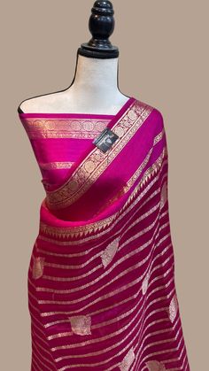 Silk Saree Styles Modern, Saree Images, Banarasi Pattu Sarees, Kora Banarasi Silk Saree, Mysore Silk Saree Styling, New Model Sarees