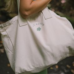 Stay stylish and organized with this gorgeous canvas tote bag from SALT ACTIVE! It's big enough to fit all your must-haves for the gym, a weekend getaway, or a carry-on. With its sleek SALT ACTIVE logo in sage green, you can show off your good taste while keeping everything you need in one place. Ready to make a statement? DETAILS Canvas Tote SALT ACTIVE LOGO In sage green 48cm x 35cm x 12cm Sporty Canvas Tote Bag For Everyday Use, Sporty Large Capacity Canvas Tote Bag, Sporty Everyday Canvas Tote Bag, Sporty Everyday Tote Canvas Bag, Cosy Clothes, Gym Tote Bag, Cosy Outfit, Reversible Swimwear, Sweat Sets