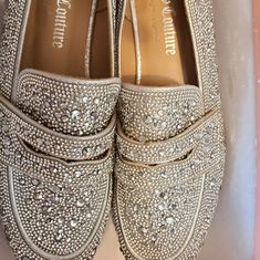 Juicy Couture Loafers Size 9 But Fit Like 8.5. New Quick Dips, Sequin Flats, Figure Fashion, Sequin Shoes, Cream Sandals, Juicy Couture Shoes, Glitter Flats, Poshmark Shoes, Embellished Flats