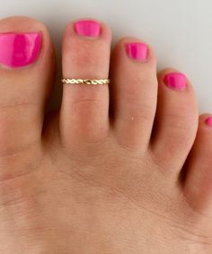 SIZING METHOD for Toe or Midi Rings: 1) For Toe Rings, use half of your shoe size, or your full pinkie size (80% accurate) 2) Measure your Toe/Finger using a string or Dental Floss * With a piece of string or dental floss, wrap it snugly but not tight at the part of the toe/midi where you want the ring will lay (on the toes, typically between the knuckles) and mark it where the ends meet. * Lay your measured string on the mm side of a ruler and get a mm measurement. * Look up your size on the ch Dainty Hypoallergenic Toe Ring Jewelry, Dainty Toe Ring Jewelry With Simple Design, Delicate Toe Ring Jewelry, Delicate Tiny Toe Ring Jewelry, Simple Rose Gold Toe Ring, Adjustable Dainty Toe Rings As Gift, Dainty Toe Ring Promise Ring, Adjustable Dainty Toe Rings For Gift, Tiny Rose Gold Toe Ring