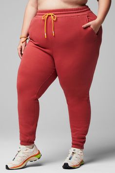 Cozy Fleece Go-To Sweatpant Fabletics Terracotta female Activewear >> Womens >> Bottoms >> Pants & Joggers >> Joggers Fleece plus Everyday/Lounge External Pocket Comfort Waistband Leggings For Loungewear, Leggings With Pockets For Loungewear, Casual Leggings With Pockets For Loungewear, Casual Loungewear Leggings With Comfort Waistband, Casual Leggings With Comfort Waistband For Loungewear, Casual Cozy Fit Bottoms For Yoga, Comfortable Relaxed Fit Leggings For Loungewear, Comfortable Leggings For Loungewear, Female Activewear