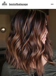 I cannot with this gorgeousness! Root Beer Hair, Brown Lob, Beer For Hair, Caramel Brown Hair, Brunette Ombre, Rambut Brunette, Brown Hair Balayage, Copper Brown