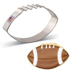 Our Large Football Cookie Cutter, SKU 8174A, measures 4.5 in. x 3 in. x 1 in. (11.4 x 7.6 x 2.5 cm) and is manufactured in the United States with certified food-safe USA made steel by Ann Clark Cookie Cutters. At Ann Clark we know cookie cutters and the people who use them; from first-time bakers to the worlds best cookies, we have got you covered. Whether youre looking for a classic like your grandmothers snowflake or the latest trends, we offer over 1,000 shapes for any occasion. From our faci Dinosaur Cookies, Animal Cookies, Worlds Best