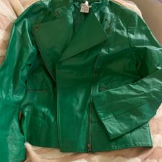 Jessica London 100% Leather Emerald Green Jacket. Women’s Size 12. Never Worn. So Chic And Can Wear With Anything. Green Jacket Women, London Women, Jacket Women, Green Jacket, Emerald Green, Emerald, Size 12, The 100, Jackets & Coats