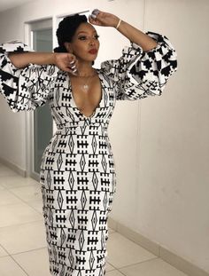 Black And White Ankara Dresses, Black And White Traditional Attire, Latest Traditional Dresses, Dresses Black And White, Traditional African Clothing, Traditional Attires, Kaftan Designs