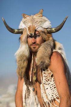 Fur! Afrika Burn, Bohemian Men, London People, Burning Man 2015, Lost Lands, Burning Man Art, Men Party, Burning Man Costume, Burning Man Fashion