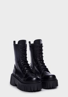 cuz their opinion doesn't matter. These vegan leather combat boots have chunky platform soles, side zip closures, D-ring hardware and extra long adjustable laces. 90s Platform Shoes, Chunky Combat Boots, Platform Combat Boots, Goth Shoes, Grunge Clothing, Lace Up Leggings