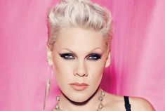 Scale Image, Alecia Moore, Alecia Beth Moore, Billy B, Pink Singer, Jenifer Aniston, Glitter Rosa, Gray Scale, Beth Moore