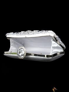 BirdinBag - Rhinestone-Embellished Chain Strap Silver Evening Clutch Bag Glamorous Silver Metal Bag, Glamorous Silver Metal Bags, Silver Crystal Rectangular Bag, Silver Rectangular Crystal Bag, Rectangular Silver Crystal Bag, Luxury Silver Bedazzled Bags, Rectangular Crystal Bag With Bling, Silver Crystal Clutch Bag, Silver Bag With Rhinestones For Formal Occasions