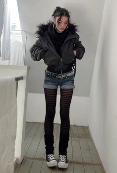 Alt Style Aesthetic, Outfit Inspo Grunge Winter, Grunge Outfits Tights, 90s Dinner Outfit, Shorts Under Skirt Outfit, Layered Tights Outfit, Thanksgiving Outfit Goth, Winter Outfit With Shorts