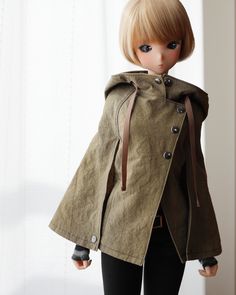 Chi, cape coat style. 🙂 ちーさん、ケープコートスタイル。🙂  #smartdoll #smartdolls #スマートドール #smartdollchitosemultiverse #smartdollclothes #smartdollapparel #smartdolloutfit #smartdollphotography #smartdollfashion #dolls #bjdphotography #bjdstagram #dollphotography #dollfashion #dolloutfit #fashiondoll #dollstagram #ドール写真 #ドール服 #ドール服制作 Coat Style, Cape Coat, Cape, Dolls, Clothes