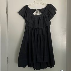 Free People Hailey Ruffle Babydoll Minidress Nwt! Size Xs, But Runs Very Large; I Am Usually A 6 Top And 8 Pants And This Is Still A Very Light And Comfortable Fit. Back Shoulder Tie Allows For Different Shoulder Spans Comfortably. Chest And Skirt Of The Dress Are Lined In Addition To Ruffle Layers Which Gives The Skirt Portion Some Volume But Is Still Very Light And Breathable. Depending On Height Hits Around Mid To 3/4 Thigh. Cute Lace Trim And Versatile Options, Great With Sandals Or Combat B Black Ruffle Sleeve Dress For Summer, Black Flutter Sleeve Dresses With Ruffles, Black Flutter Sleeve Mini Dress For Spring, Black Mini Dress With Flutter Sleeves For Spring, Sundress Style Mini Dress With Ruffles, Black Flutter Sleeve Summer Dress, Black Cotton Dress With Ruffles, Black Tiered Dress For Daywear, Embroidered Dress Boho