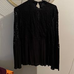 Long Sleeve, Tight Neck Long Sleeve Top. Floral Detailing And Slight Peplum Flowy Bottom. Never Worn But Tags Are Off. Black Stretch Blouse With Lace Top, Black Lace Top Blouse For Date Night, Tops Black, Top Floral, Long Sleeve Top, American Eagle Outfitters, American Eagle, Long Sleeve Tops, Sleeve Top