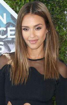 Jessica Alba Hair Color, Straight Brunette Hair, Cool Brown Hair, Coffee Brown Hair, Jessica Alba Hair, Teresa Palmer, Billie Piper, Ombré Hair