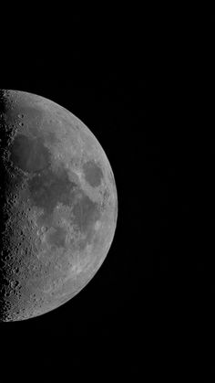 Moon Wallpapers Iphone, Black Moon Wallpaper Aesthetic, Wallpapers Moon Aesthetic, Black And White Moon Wallpaper, The Moon Wallpaper Iphone, Moon Iphone Background, Iphone Moon Wallpaper, Black Moon Wallpaper, Moon Iphone Wallpaper