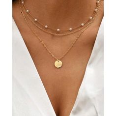 Free People Gold Layered Coin Pearl Necklace Sold Out At Free People, Get It Here! The Free People Gold Layered Coin Pearl Necklace Has Three Layers. The First Layer Has A Gold Chain That Has White Glass Pearls Spread Out. The Second Layer Has A Gold Cable Chain. The Third Layer Has A Gold Round Coin Charm That Hangs On A Gold Cable Chain. Necklace Closes With A Gold Clasp Closure. Length Is 16" + Extender So It Is Adjustable And Can Be Made Longer Or Shorter. Daimty Necklaces, Trendy Winter Jewelry, Necklace H&m, Pearl Ans Gold Necklace, Trendy Gold Necklace Layered, Cute Gold Chain Necklace, Cheap Trendy Jewelry For Everyday Use, Jewelry Model Necklace, Jewelry Necklaces And Rings