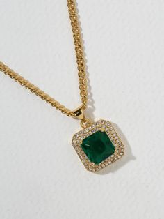 Gold And Emerald Necklace, Diamond Necklace Tiffany, Latest Necklace Design, Emerald Necklaces, Uncut Diamond Necklace, Gold And Emerald, Rose Gold Opal Ring, Real Diamond Necklace, Black Diamond Necklace