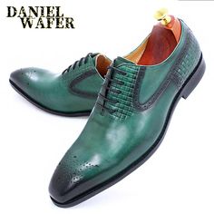 Brand Name: DANIEL WAFER Model Number: F83-X026 Color: Black, Green Style: Men's oxford Upper Material: Cow Leather Lining Material: Sheepskin Leather Insole Material: Artificial Leather Outsole Material: Rubber Heel: About 2.8 cm Wide of sole: 10.0 cm Size: EU Size 39-46 Quality: High Grade Highlight: Exquisite workmanship & stitching thread and Comfortable Free Gift: 1 piece of shoehorn Women Belts Fashion, Branded Shoes, Men Dress Shoes, New Mens Fashion, Oxford Shoes Men, Leather Handbags Women, Formal Shoes For Men, Mens Oxfords, Rubber Heels