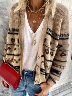 Shift Vintage Acrylic 储备款 is fashionable and cheap, come to Anniecloth to find out about the Clothing Beige Pullover, Pocket Sweater, Cardigan Casual, Winter Vest, Casual Cardigans, Casual Stripes, Knit Tunic, Printed Cardigan, Cardigan Sweaters For Women