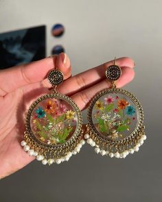 Stylish Jewelry Accessories, Aditi Bhatia, Unique Locket, Body Fashion, Fancy Jewellery Designs, Hand Accessories