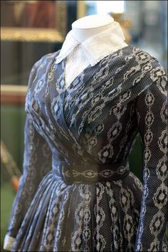 1840s Dress, 19th Century Clothing, Historical Museum, Old Dresses, Victorian Clothing, Antique Clothing