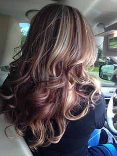 Unique Hair Colors For Brunettes, Neutral Hair Dye Ideas, Calico Hair Straight, Streaky Hair, Hair Blowout, Y2k Hairstyles, Hair Inspiration Long