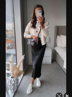 Euro Vacation, Corporate Outfit, Work Capsule, Corporate Baddie, Smart Casual Work Outfit, Work Fits, Stylish Work Attire, Business Casual Outfits For Work, Looks Street Style