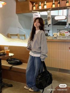 Alt Korean Fashion, Downtown Baggy Outfits, Chinese Casual Outfits, Summer Korean Outfits Street Styles, 2024 Ootd, Tokyo Outfits, Colorful Apartment, Baggy Clothes