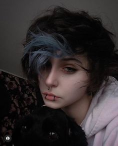 Alternative Masc Hair, Grunge Face Claim, Alt Face Claim, Boy With Dyed Hair, Punk Style Outfits, Facial Piercings, Hair Tattoos, Aesthetic People