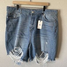 NWT Forever 21+ Mom Jean High Waist Denim Shorts Relaxed Distressed Sz 2X | eBay Stretchy Jean Shorts, High Waist Denim Shorts, Ripped Jean Shorts, Stretch Denim Shorts, Ripped Denim Shorts, High Waist Denim, Color Light Blue, High Waisted Jean Shorts, Mom Jean