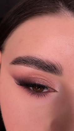 Homecoming Makeup Brown Eyes, Eyeshows Looks For Brown Eyes, Eye Makeup Looks For Brown Eyes, Simple Makeup Looks For Wedding, Eye Makeup Ideas For Brown Eyes, Brown Shadow Makeup, Brown Wedding Makeup, Makeup Ideas Neutral, Simple Eye Makeup Ideas