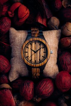 ❤️ A unique gift for a loved one ✔️ Free Engraving ↩️ Returns accepted on all watches This engraved wooden watch is an unusual yet thoughtful gift for him or her. A one-off gift that will create a lasting memory! Each watch comes with premium gift packaging and an adjustment tool to remove or add links as necessary. Ideal for a birthday, graduation or a meaningful gift for a milestone wedding anniversary (especially the 5th Wedding Anniversary!) 🎀 Protect & enhance your wooden watch for years t Men Anniversary Gifts, Police Font, Anniversary Gifts For Boyfriend, Personalised Wooden Gifts, Thoughtful Gifts For Him, Wooden Watches For Men, Groomsmen Gifts Personalized, Gifts For Boyfriend, Wooden Gift Boxes