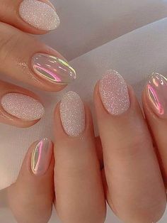 January Nail Designs, January Nails, Short Nails Art, Neutral Nails, New Year's Nails, Bridal Nails, Nail Art Hacks, Makati, Valentine's Day Nails