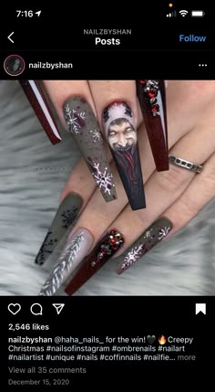 Gothic Christmas Nail Designs, Christmas Horror Nails, Goth Xmas Nails, Krampus Nail Art, Scary Christmas Nails, Horror Christmas Nails, Gothmas Nails, Christmas Goth Nails, Creepy Christmas Nails